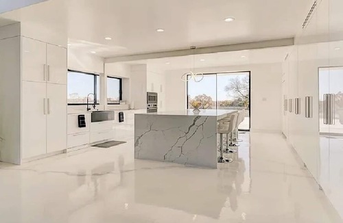Ardmore House | Pure Lux W Indoor Pool/Spa, Gameroom, Movie Theater, Near Beach!