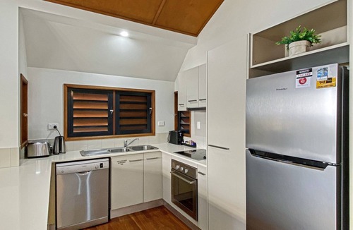 Nelly Bay Villa | Pure Magnetic Villa 5