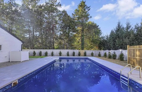 East Patchogue House | Pure Paradise Hamptons Getaway