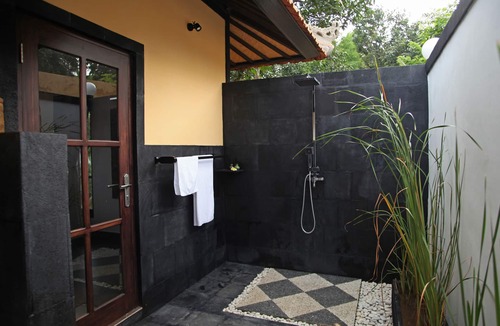 Kayu Putih Hotel | Puri Mangga Sea View Resort & Spa