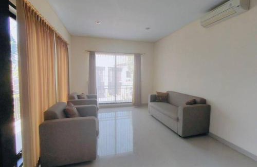 Dalung Villa | Puri Tulip Villa 3BR Private Pool