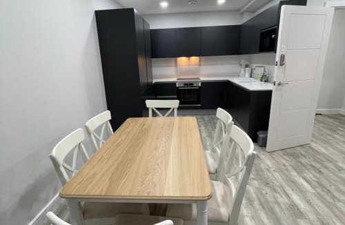 Sanderstead House | Purley Lodge