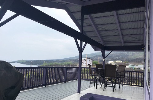 Captain Cook House | Purple House in Paradise