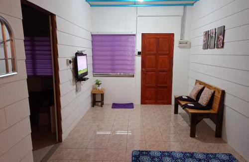 Sekinchan House | Purple Pool Villa