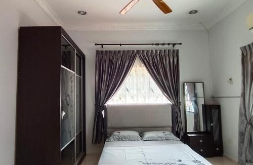 Gua Villa | Puterihomestay
