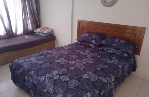 Taman Haji Zainal Apartment | Putri homestay Pd seaview