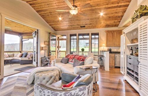 Glenville House | Putt-Putt, Pickleball + Trails: Glenville Getaway