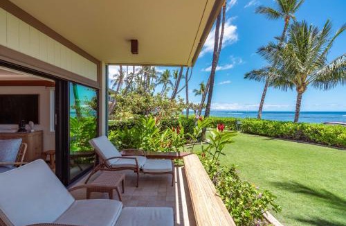 Historic Lahaina Front Street Apartment | Puunoa Beach Estates 103