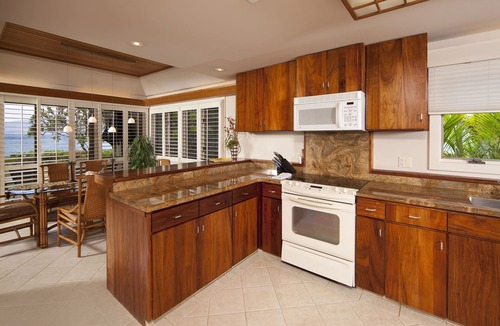 Historic Lahaina Front Street Condo | Puunoa - CoralTree Residence Collection