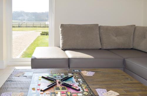 Stodmarsh House | Puxton Lodge