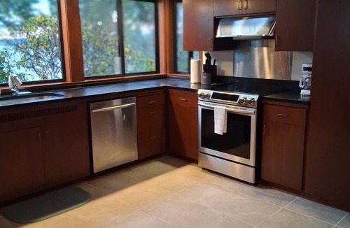 Port Gamble House | Puzzle Point Lodge: Waterfront Haven in Poulsbo