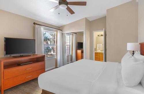 Pinetop Hotel | PVC at The Roundhouse Resort