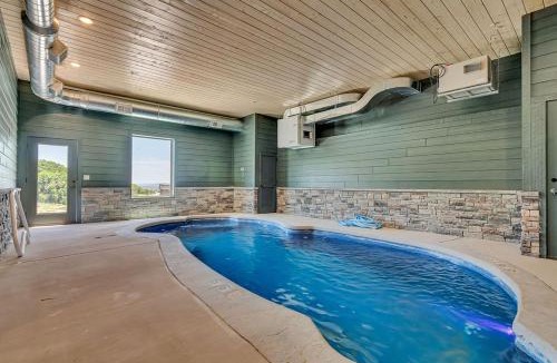 Table Rock House | Pvt Indoor Pool-Basketball Court-Theatre Room & Hot Tub-Games-Sleeps 46-Table Rock View-Free Tickets