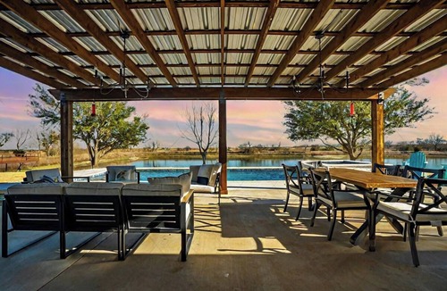 China Spring House | Pvt Pool/Spa at Honey Farms: Near Baylor and Silos!