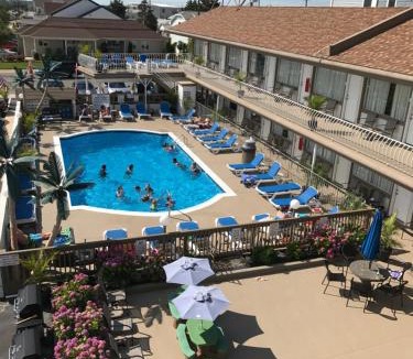 Wildwood Crest Hotel | Pyramid Resort Motel