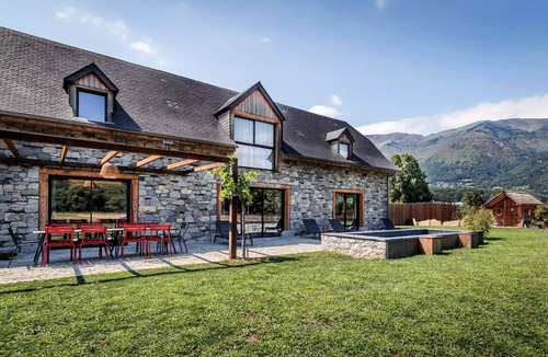 Ayzac-Ost Villa | Pyrenees Animal Park - La Grange - 5 Room Villa 10 People