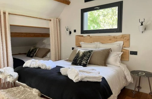 Cier-de-Luchon Ski Chalet | Pyrenees, Contemporary and cosy 4-star chalet