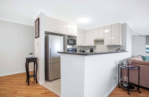 Pyrmont Apartment | Pyrmont Escape - Prime Location, Pool and Parking