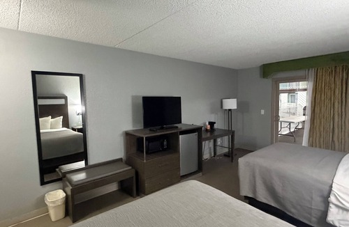 Coldwater Hotel | Q Lodge