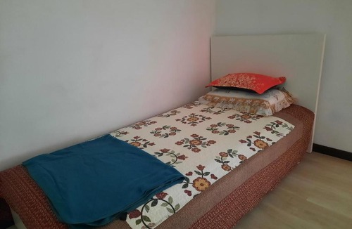 Kampung Ladang Tok Pelam Apartment | Qalesya Homestay Pantai Batu Buruk Kuala Terengganu