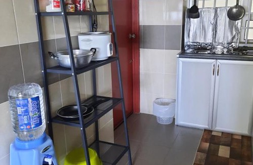 Kampung Ladang Tok Pelam Apartment | Qalesya Homestay Pantai Batu Buruk Kuala Terengganu