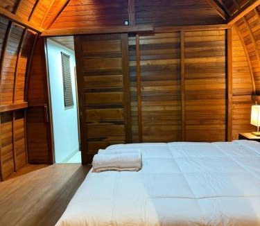 Purwakerti House | Qchen Cuan Cabin Amed