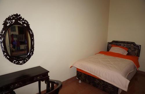 Banjarasri House | QQ Guesthouse
