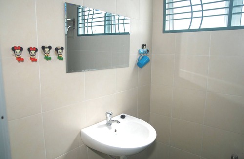 Sitiawan House | Qstay Sitiawan (Minnie Dreams) -