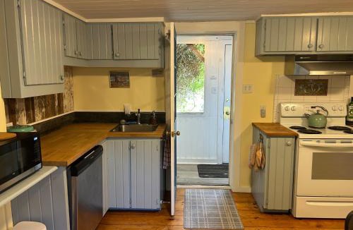 West Quaco House | Quaco Cottages-The Shipbuilder's Summer Kitchen