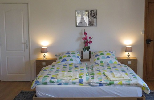 Anjeux Bed & Breakfast | Quad room-Standard-Ensuite-Doubs