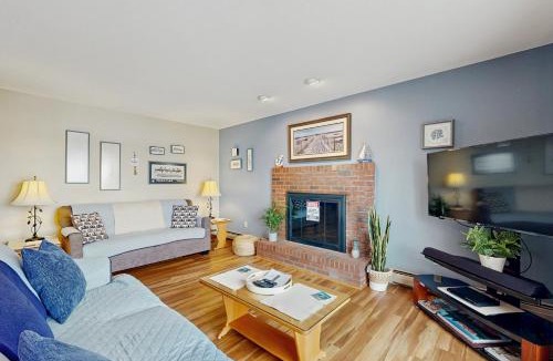 Sebascodegan Island House | Quahog Bay