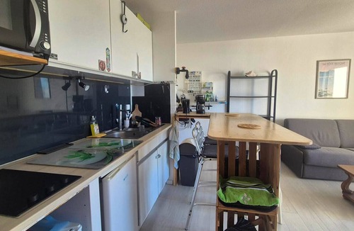 Le Port Apartment | Quai 12- 4Person apartment-marina view