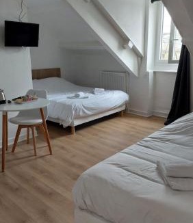 Dinan Hotel | Quai 8