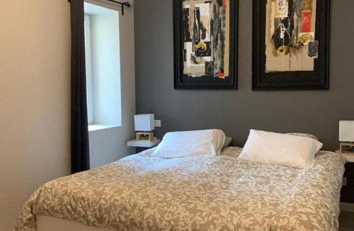 Ancenis House | Quai St Paul