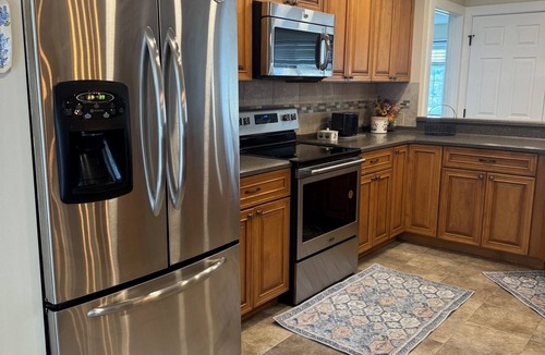Cooperstown House | Quail Cottage - Recently built, contemporary decor, valley views close to CDP