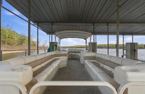 Shell Knob Apartment | Quail Cove 1 - Lakefront Studio Boat Slip