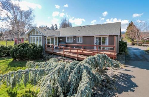 Hood River House | Quail On Sunset