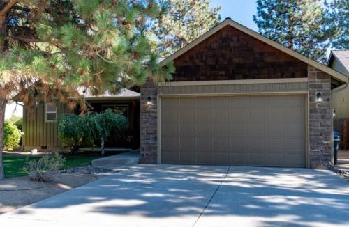 Southwest Bend House | Quail Pine Cabin