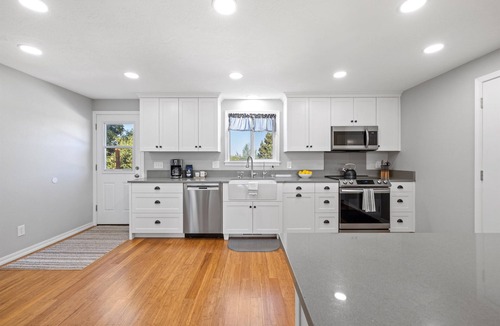 Walla Walla House | Quail Ridge - Views, Pool and Hot tub