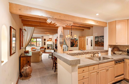 Quail Run Condo | Quail Run 150 | Tennis & Pickleball Courts Views | Kiva Fireplace | Golf Course | Pool & Hot Tub