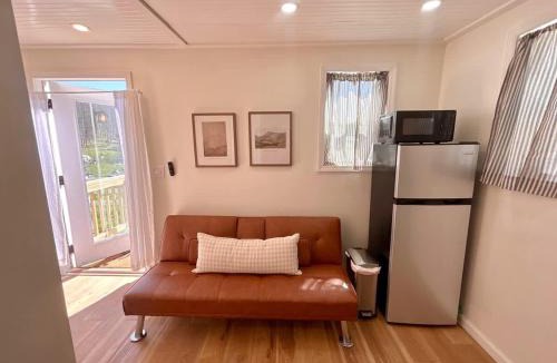 Lookout Valley Neighborhood Association House | Quail Run Farm- Rustic Tiny Home 2