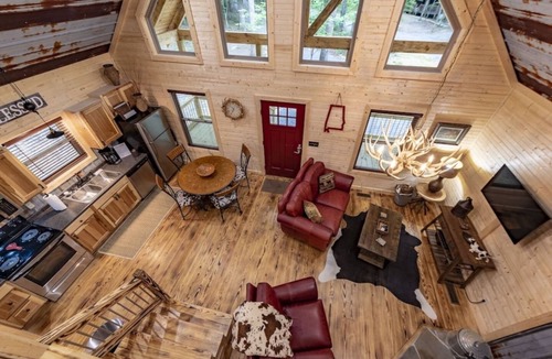 Mentone Cabin | Quail's Nest with Hot tub