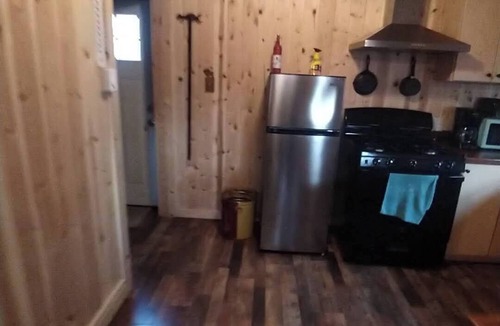 Otto Cabin | Quaint 1-bedroom cabin with AC in welcoming Greybull