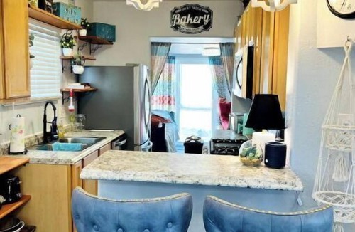Montrose House | Quaint 1-bedroom home in downtown Montrose 016292
