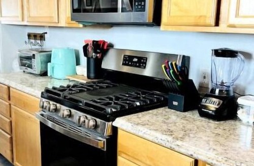 Montrose House | Quaint 1-bedroom home in downtown Montrose 016292