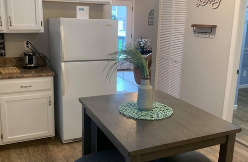 Bean Station Apartment | Quaint 1 Bedroom Loft near Cherokee Lake! All the comforts of home!
