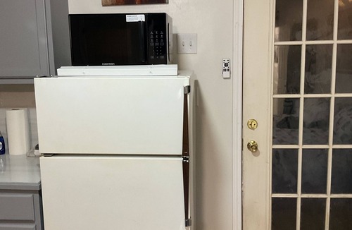 Buffalo Gap Apartment | Quaint 1-bedroom studio in Buffalo Gap.Washer and dryer included.