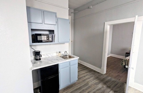 Robinson Apartment | Quaint 1BR with Kitchenette