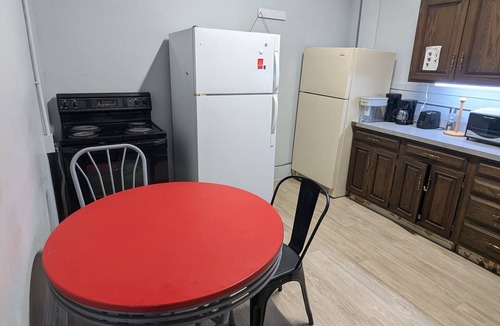 Robinson Apartment | Quaint 1BR with Kitchenette