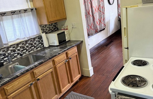 Fairmont House | Quaint 2 Bedroom Cottage